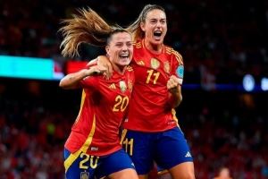 西班牙女足2-0瑞士挺進(jìn)歐洲杯半決賽！普特拉斯、卡斯蒂略失點(diǎn)