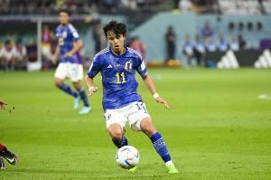 久保建英：壓倒性優(yōu)勢進(jìn)世界杯很安心 長友佑都4踢世界杯了很不起