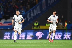 媒體人：申花“二老”吳曦、于漢超的狀態(tài)比國家隊(duì)很多人要好