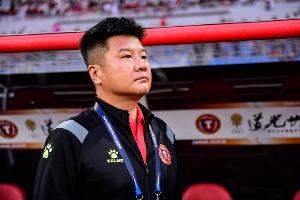 姆本扎彎弓射雕致敬主帥？李金羽：我沒看見，估計(jì)他不太了解我