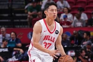夏聯(lián)場(chǎng)均9.6分6.6助！Shams：河村勇輝同意和公牛簽下雙向合同