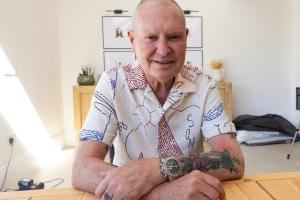 太陽報：58歲加斯科因在家中昏倒被緊急送往醫(yī)院，目前情況穩(wěn)定
