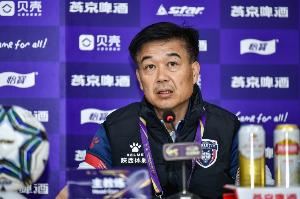 廣州豹俱樂(lè)部官方：馮峰擔(dān)任代理主教練，肖智擔(dān)任領(lǐng)隊(duì)