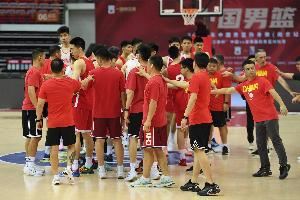 中國男籃亞洲杯小組賽總結(jié)：驚喜的三分，驚嚇的板凳