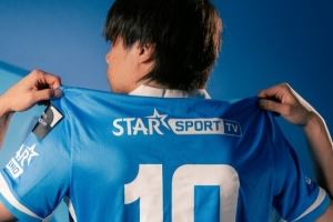 官方：32歲日本國(guó)腳伊東純也重返亨克效力，身披10號(hào)球衣
