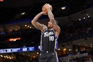 NBA文藝復(fù)興?????阿贊SGA引領(lǐng)中投新潮流 杜詹獺兔上榜??