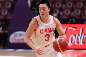 媒體人：胡明軒有時(shí)狀態(tài)不穩(wěn)是事實(shí) 但很多時(shí)候都是最能打硬仗的