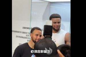 你是庫里那我是誰？庫里中國行看到自己的蠟像笑翻