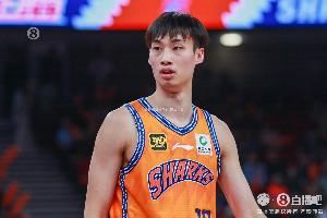 上海官方：球隊(duì)將后衛(wèi)戴昊租借至寧波 為期兩年