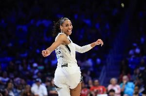 阿賈-威爾遜兩次單賽季10次30+ WNBA歷史首人