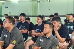 遼寧、北京、寧波、肯帝亞、同曦等隊組織統(tǒng)一觀看閱兵