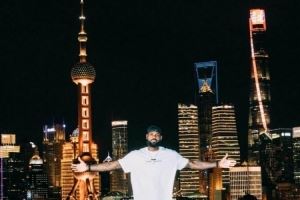 絕美夜景！詹姆斯曬昨晚在外灘拍照組圖：上海的夜晚和高度
