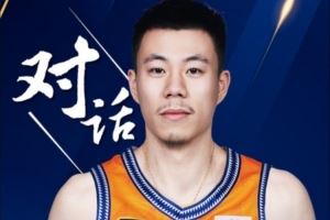 張鎮(zhèn)麟：很感謝上海球迷這么快接納我 我會繼續(xù)努力康復和訓練