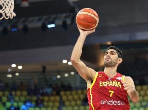 難堪大用！西班牙唯一NBA球員阿爾達(dá)馬關(guān)鍵戰(zhàn)僅11中2得12分8板