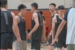 狀態(tài)不錯！陳林堅參與山東男籃全場5vs5對抗訓(xùn)練