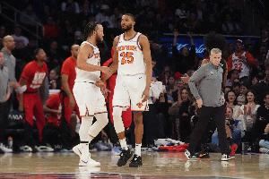 文胖：現(xiàn)在的尼克斯是最有機會沖出東部的 他們必須要把握住機會