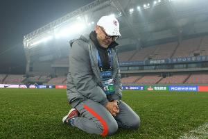 津媒：張外龍第三次在重慶執(zhí)教，其人氣可讓球隊(duì)找回球迷的支持