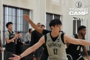 加油沖~籃網(wǎng)曬球隊(duì)訓(xùn)練營片段 曾凡博出鏡努力防守