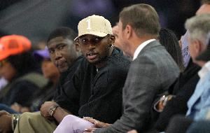 Stein：庫明加爭取球員選項(xiàng)但勇士寸步不讓 雙方未討論報(bào)價(jià)截止日