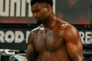 真不是一般天賦！NBL社媒曬錫安赤膊上身照！