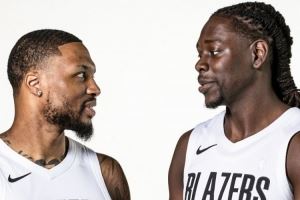 風(fēng)格真的很搭！美媒曬利拉德霍勒迪媒體日合影：要是18年不敢想