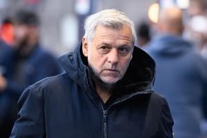 里爾主帥：首次見(jiàn)到一個(gè)點(diǎn)球主罰三次，我們戰(zhàn)勝了歐聯(lián)奪冠熱門(mén)