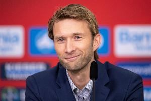 藥廠總監(jiān)：球隊(duì)已經(jīng)很好地完成了重建，未來我們還能爭(zhēng)奪冠軍