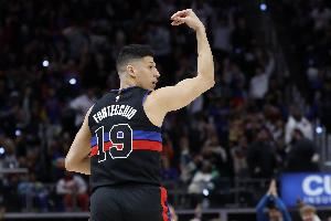 斯波：豐泰基奧防守對(duì)抗性很強(qiáng) 現(xiàn)在還需要兼顧防守紀(jì)律性