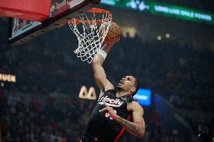 隊記：卡馬拉因膝蓋酸痛缺席訓(xùn)練 明天對陣勇士是否出戰(zhàn)未確定