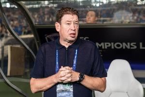 斯盧茨基點(diǎn)名表?yè)P(yáng)于漢超和吳曦：他們榜樣領(lǐng)袖的作用是大家公認(rèn)的