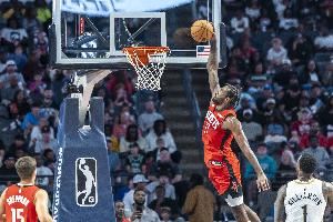 伊森：對(duì)方總會(huì)重點(diǎn)關(guān)注杜蘭特 我們就有了更多發(fā)揮空間