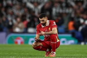 薩拉赫本賽季英超盤(pán)帶成功率僅為10%，所以嘗試10次+的球員中最低