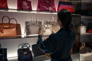 C羅3天工資而已……喬治娜公開私人豪華衣帽間 總價值達(dá)180萬美元