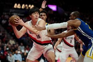 媒體人：明天楊瀚森又要對(duì)勇士 開拓者士氣如何需不需調(diào)整還未知