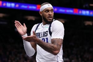 右腳踝扭傷！基德：明天主場迎戰(zhàn)奇才 加福德出戰(zhàn)成疑