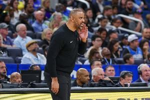 卡佩拉：我喜歡烏度卡嚴(yán)格的風(fēng)格 這正是季后賽所需的特質(zhì)