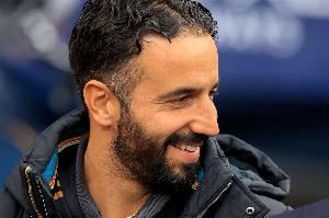 想不到吧！9輪后曼聯排名第四領先利物浦1分，利物浦排第六