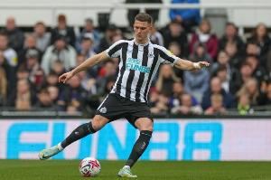 埃迪-豪談紐卡傷病：博特曼昨天沒訓練，霍爾無法出戰(zhàn)熱刺