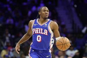 馬克西：職業(yè)生涯這個節(jié)點(diǎn) 打球不能和以前一樣總是嘻嘻哈哈了