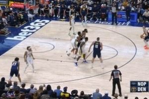 輕松寫意！約基奇助攻布勞恩三分 3節(jié)26分鐘拿下三雙&開季4連三雙