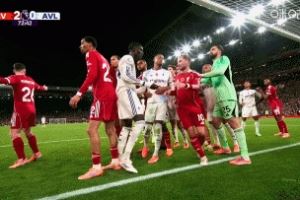 奧納納鎖喉麥卡利斯特，吃到黃牌