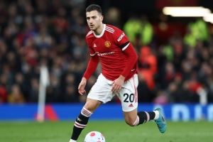 達(dá)漏特！馬金橋：達(dá)洛特為什么還在場(chǎng)上？馬茲拉維比他強(qiáng)十倍