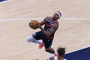 對(duì)陣舊主！快船官方：比爾本場(chǎng)首發(fā) 但有出場(chǎng)時(shí)間限制