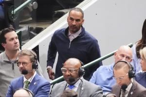 4連敗西部墊底！獨行俠解說狂噴總經(jīng)理：簡直不是人類 趕緊滾蛋