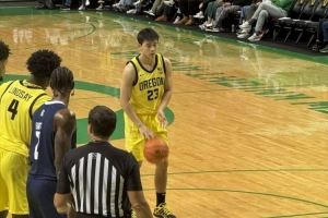 狀態(tài)不佳！林葳半場替補出戰(zhàn)6分鐘 3投0中&罰球2中1得1分1犯0失誤