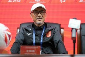 翻譯：張外龍將參加多個沖超慶?；顒?，還將帶文體明星隊(duì)踢紀(jì)念賽