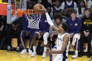 馬刺首發(fā)：?？怂埂⒖ㄋ?fàn)?、瓦塞爾、哈里森·巴恩斯、文班亞馬