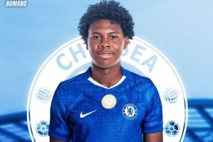 羅馬諾強(qiáng)調(diào)：切爾西已經(jīng)簽下16歲中衛(wèi)奧多涅斯，而不是接近簽下