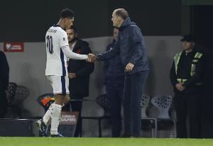 郵報：圖赫爾避免貝林吃二黃很明智，但貝林仍振臂怒目不滿被換下