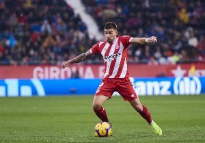 記者：赫羅納邊鋒波圖膝蓋受傷，可能賽季報銷